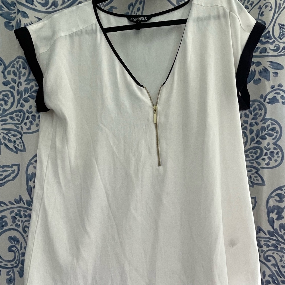 Express shirt